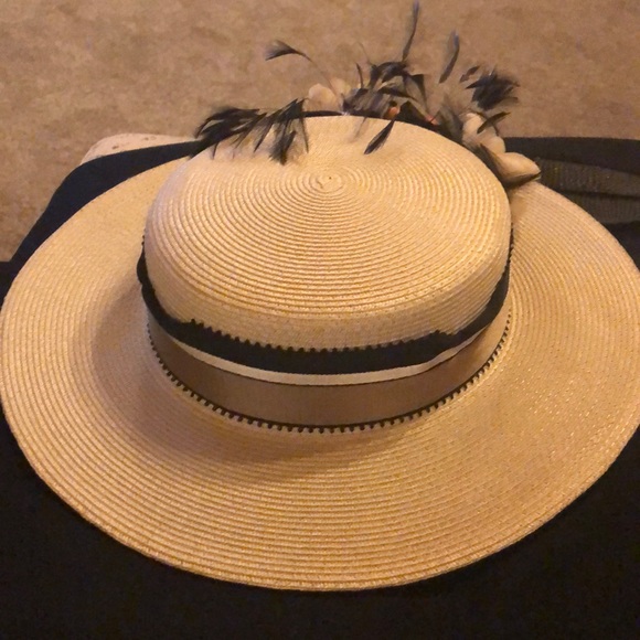 Hat - Picture 2 of 4